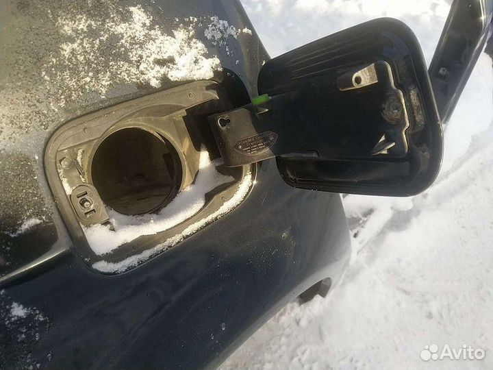 Лючок бензобака в сборе (BMW 5)