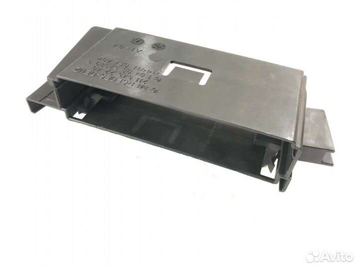 Кронштейн Mercedes E W211