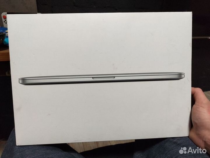 Macbook pro 15 i7 8озу 2 видюхи