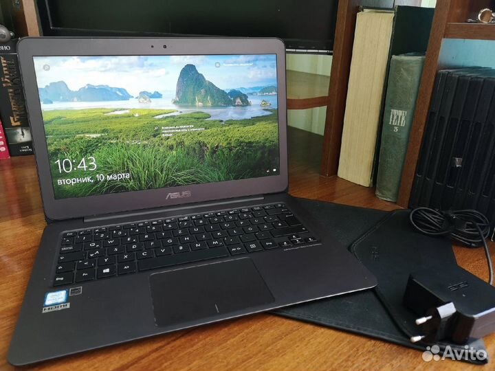 Ноутбук asus UX305C