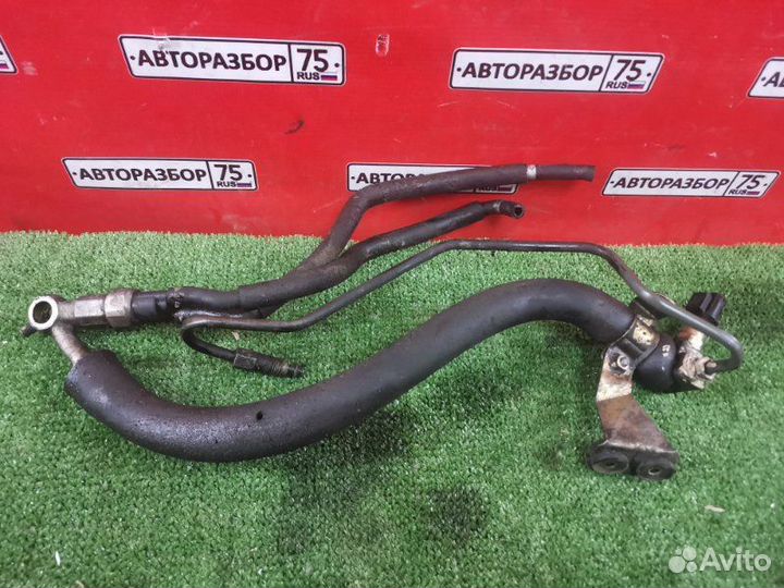 Шланг, трубка гур Nissan Tino V10 QG18DE 1999