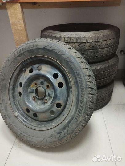 Studless Bridgestede, колёса 195/65R15