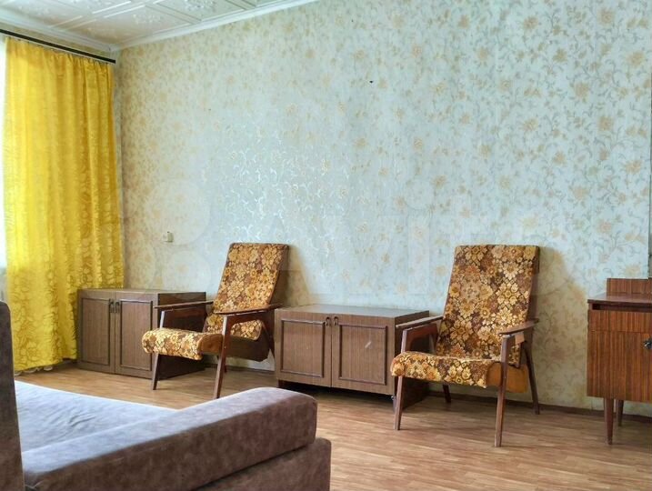 1-к. квартира, 30 м², 3/3 эт.