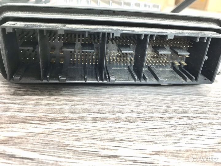 Эбу двигателем для BMW S63 б/у неисправный