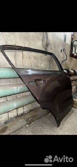 Продам дверь заднюю Kia Sportage