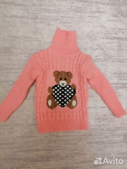 Свитер теплый