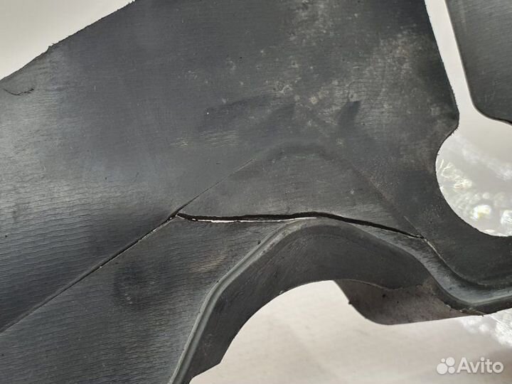 Воздуховод радиатора Audi A6 C6 3.2 2006