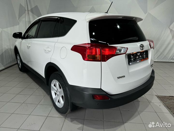 Toyota RAV4 2.2 AT, 2013, 143 910 км