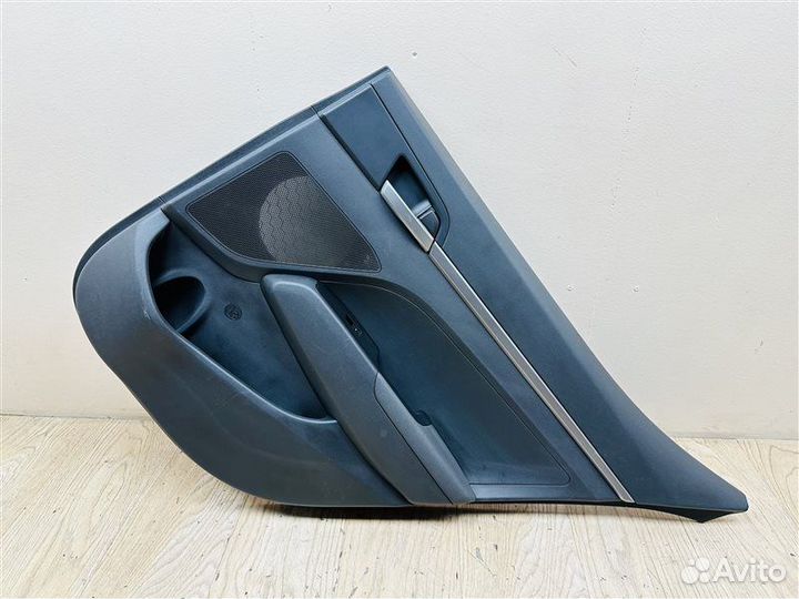 Обшивка двери задняя правая Hyundai Elantra 6