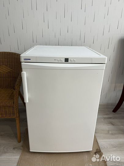 Морозилка liebherr