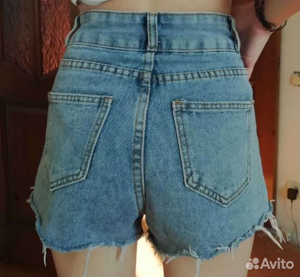 Джинсовые шорты