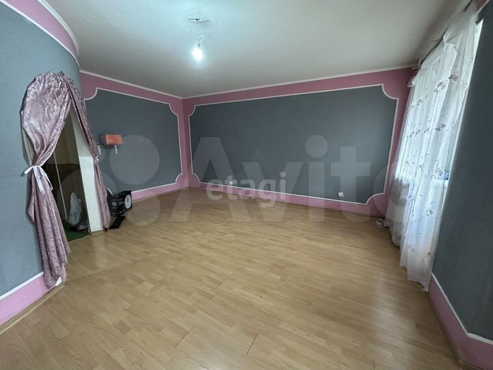 3-к. квартира, 97 м², 3/7 эт.