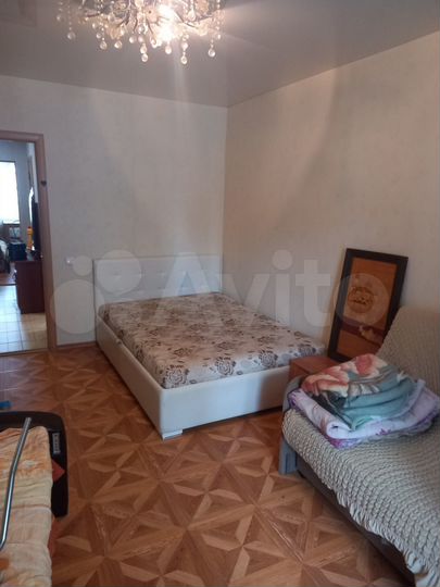 2-к. квартира, 47 м², 1/16 эт.