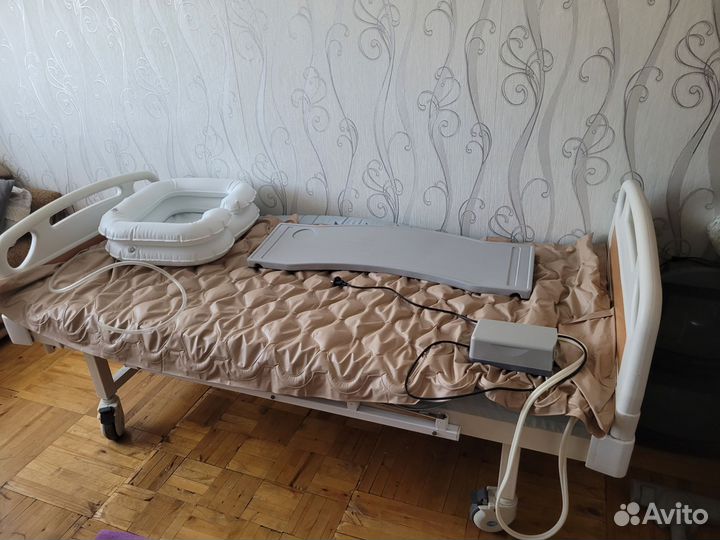 Кровать для лежачих больных бу