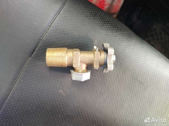 Кран на газовый баллон