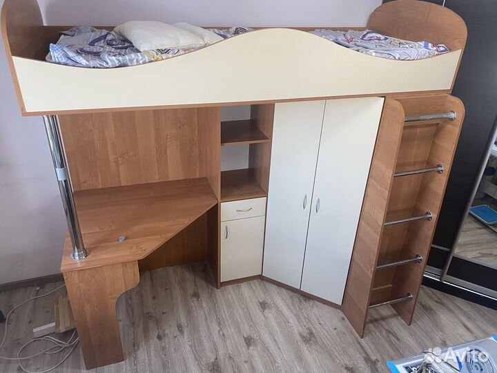 Двухъярусная кровать бу