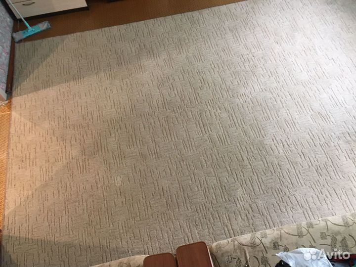 Ковер синтетический