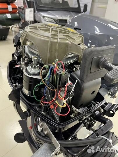 Лодочный мотор Tohatsu (Тохатсу) 30