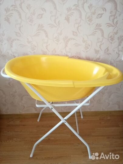 Ванна для купания с подставкой -сушилкой