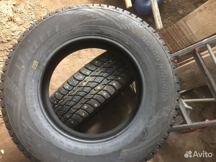 Viatti Bosco Nordico V-523 215/70 R16