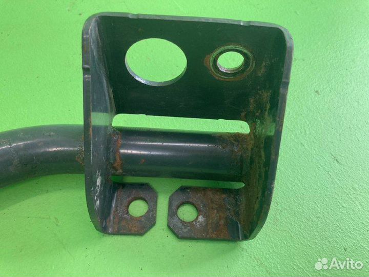 Кронштейн крепления крыла mercedes-benz actros MP