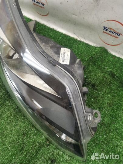 Фара передняя правая Ford Focus 3 хетчбек 1.6 pnda