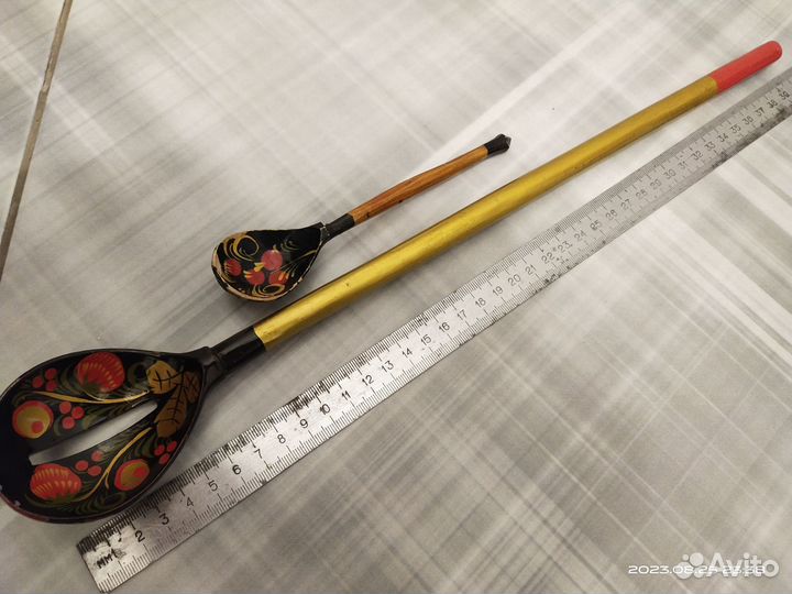 Хохлома: блюдо, черпак, ложки