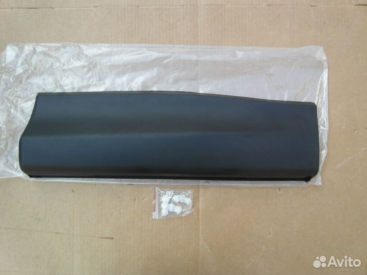 Молдинг двери задней левой Аналог Mazda CX 5 11-17