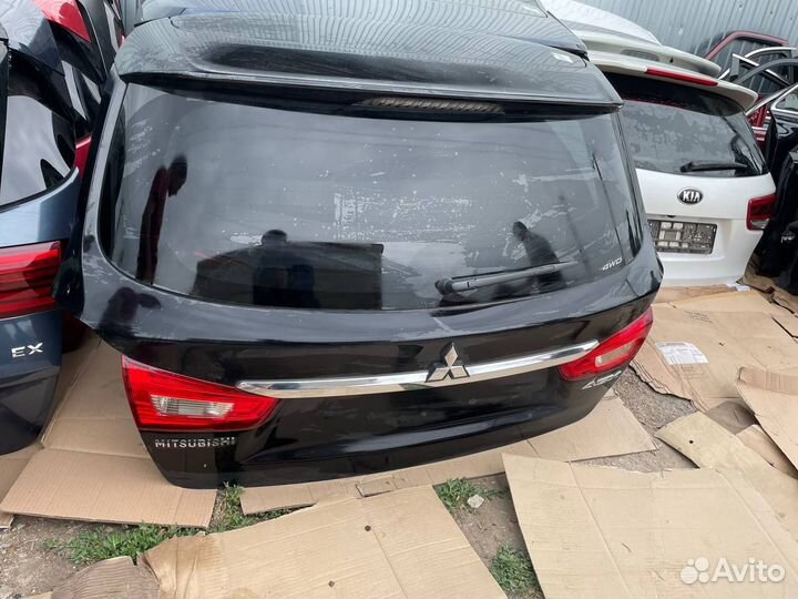 Крышка багажника Митсубиси асх