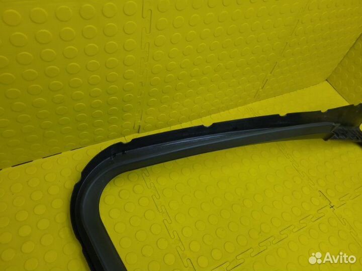 Накладка двери передняя левая Chevrolet Cruze