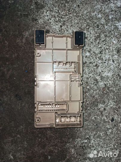 Блок предохранителей Subaru Forester S12