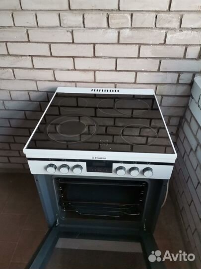 Электроплита стеклокерамика бу Hansa