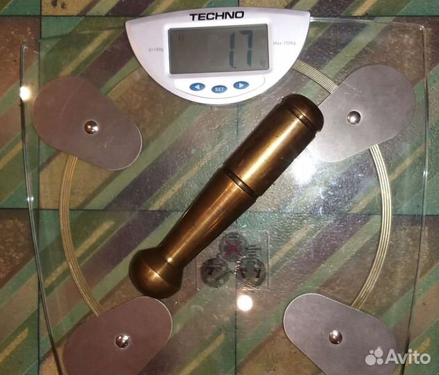 Ступа с двумя пестиками СССР в Колпино