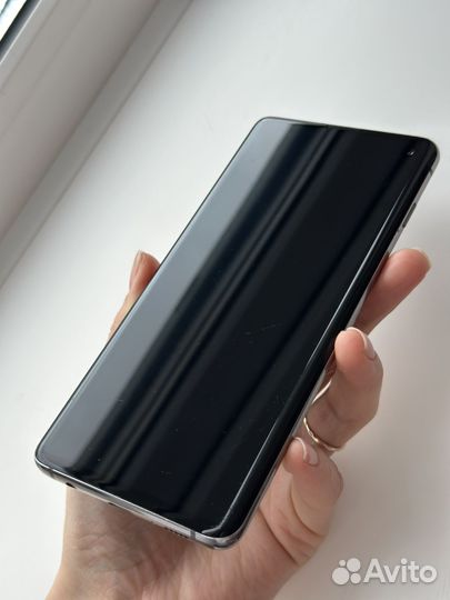 Samsung Galaxy S10, 8/128 ГБ