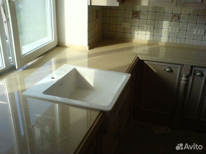 Столешница на кухню, столешница на стол, из камня