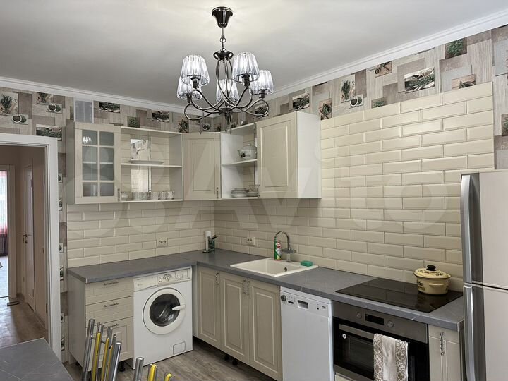 3-к. квартира, 70,2 м², 2/6 эт.