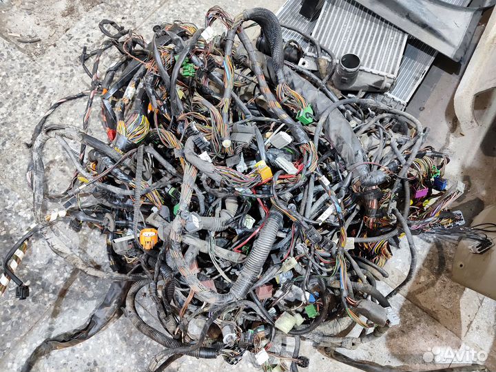 Разбор на запчасти Discovery 2 TD5 2004