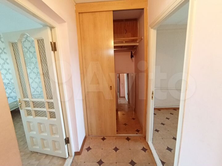 2-к. квартира, 50 м², 6/9 эт.