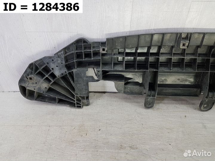 Пыльник бампера передний Toyota Camry XV70 2017