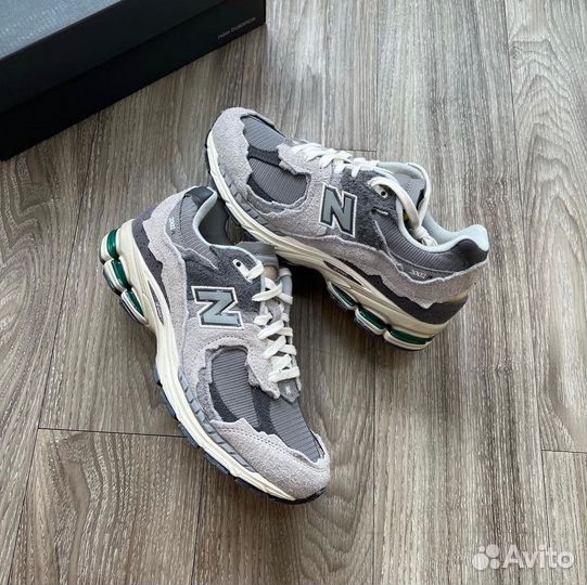 Кроссовки мужские new balance 2002r