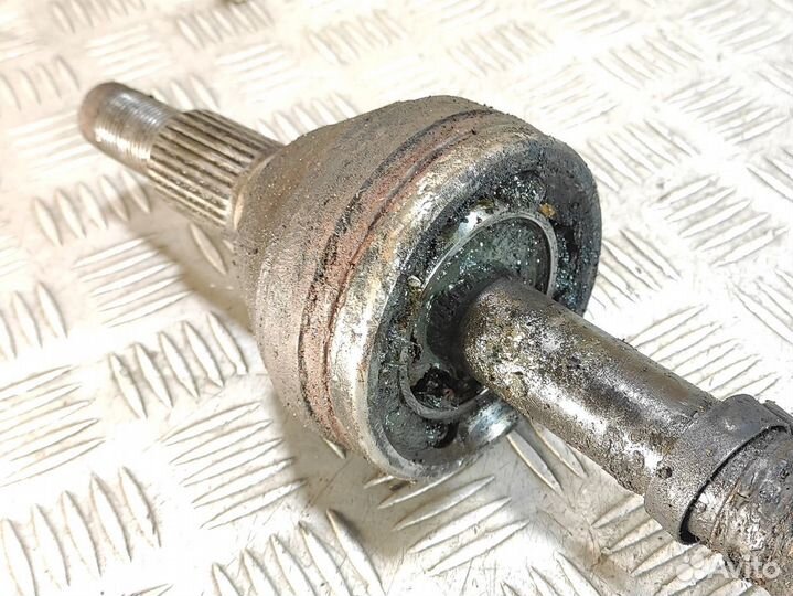 Полуось передняя левая Chevrolet Captiva 2006-2010