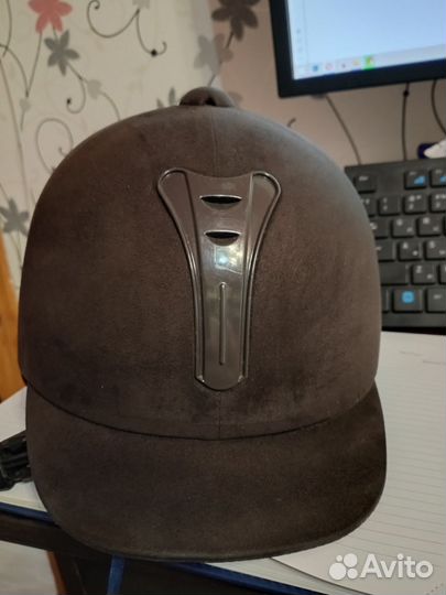 Шлем для верховой езды