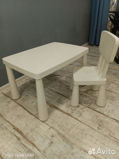 Детский стол и стул IKEA