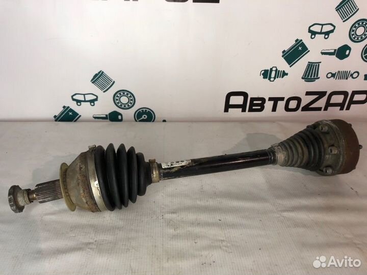 Привод левый Skoda Rapid CWV 2018