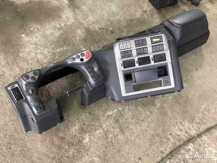 Торпедо Iveco Stralis