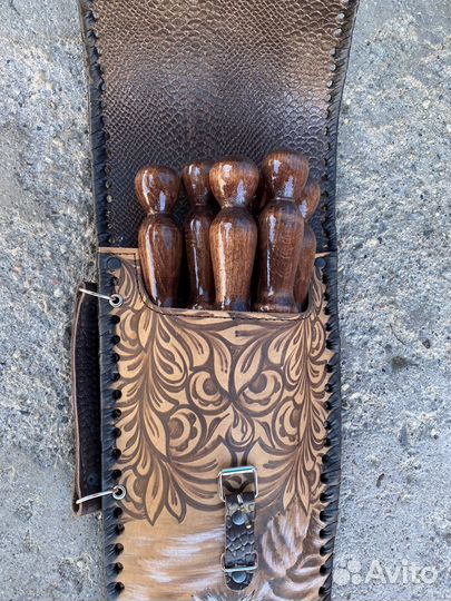 Набор шампуров в кожаном чехле