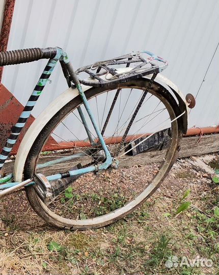 Запчасти. Колесо заднее от велосипеда Урал рама