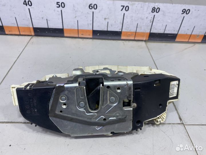 Замок двери передней левой Mercedes W221 S