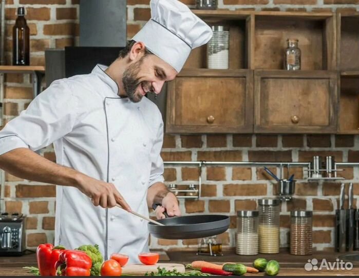 Помощник повара в горячий цех проживание питание