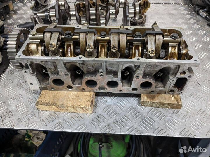 Головка блока цилиндров Renault Logan